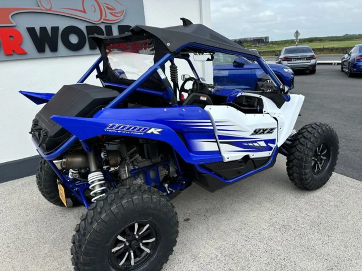 YAMAHA FZS YXZ 1000 RR - Image 6