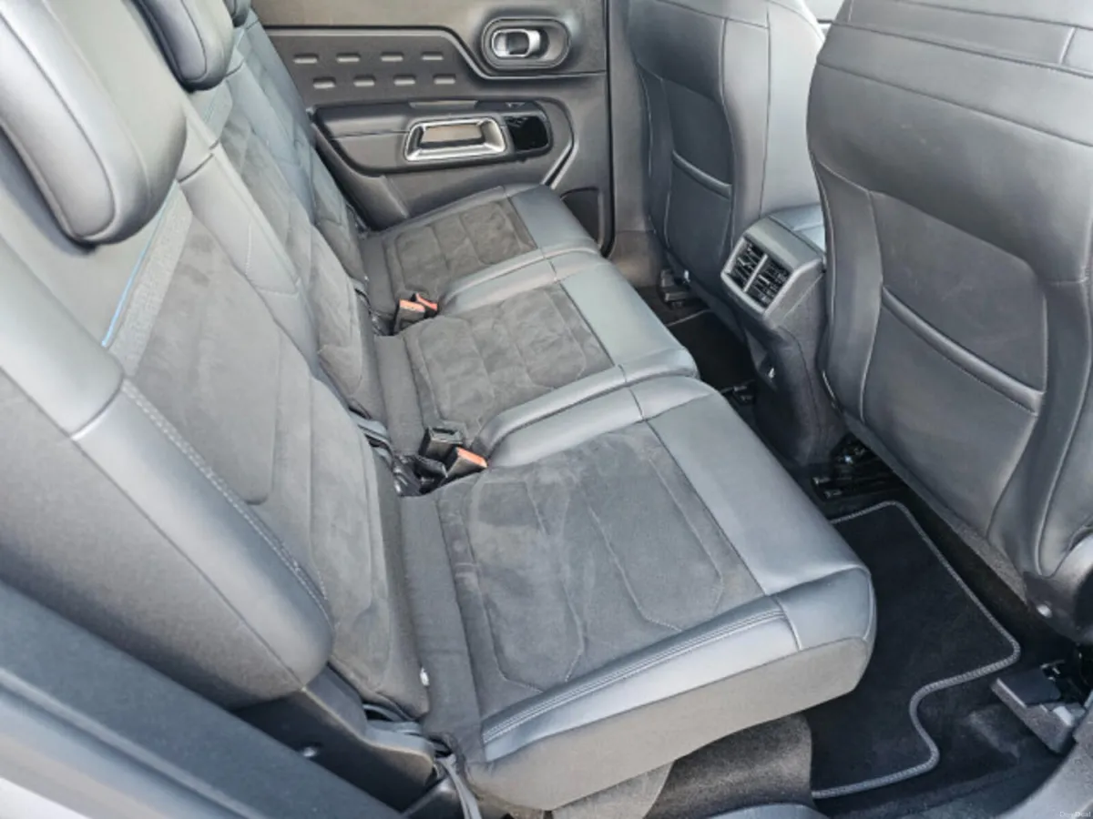 Citroen C5 Aircross DIESEL AUTOMATIC - Image 4