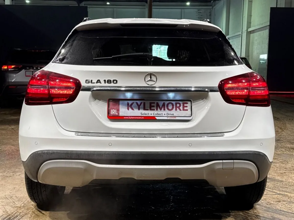 Mercedes-Benz GLA 1.6 AUTOMATIC - ALLOY WHEELS - M - Image 4