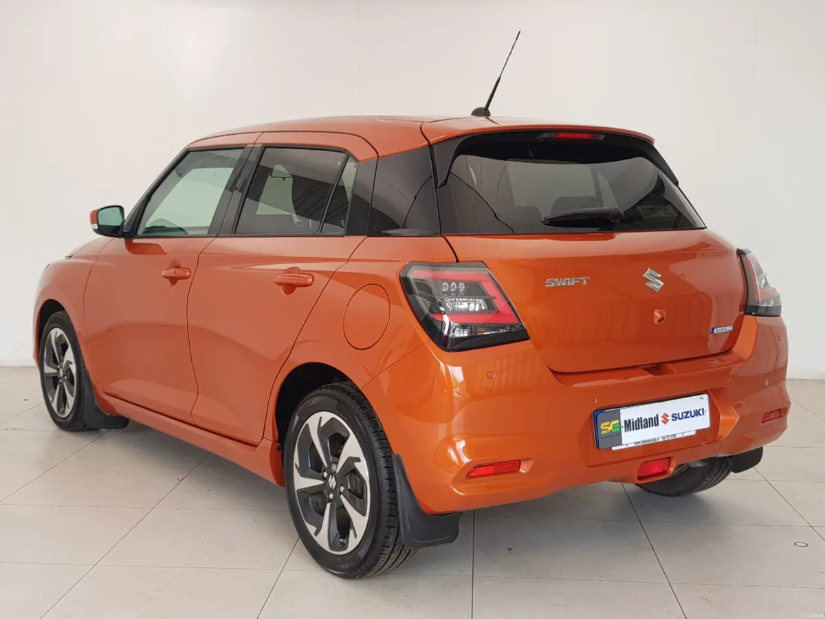 Suzuki Swift 1.2 Hybrid Ultra CVT - Image 3