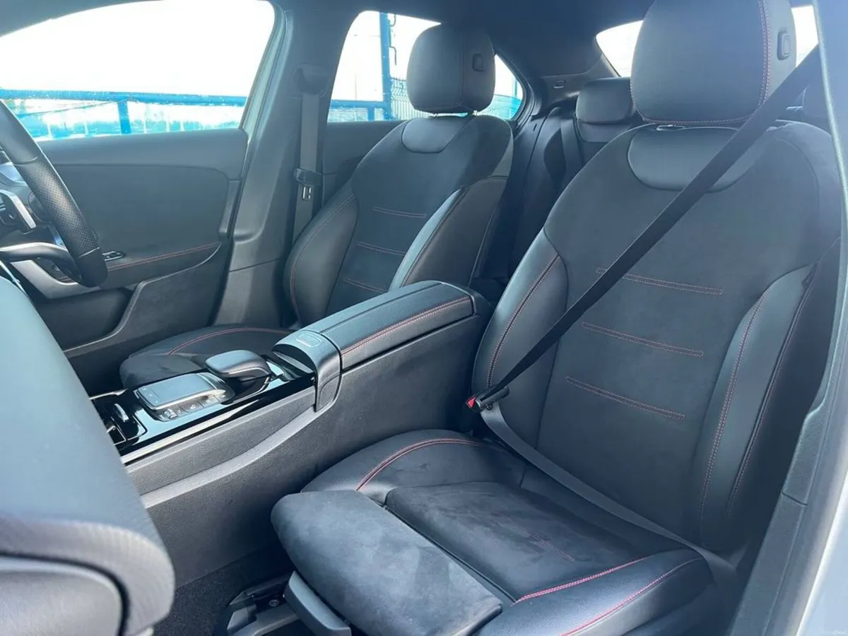 Mercedes-Benz A-Class A200d AMG-LINE PREMIUM PLUS - Image 6