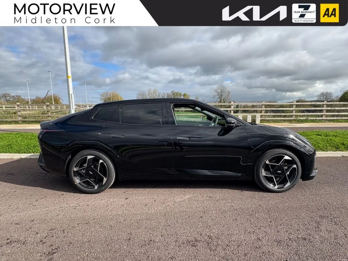 Kia EV4 EV4 FASTBACK GT-LINE, long-range battery o - Image 2