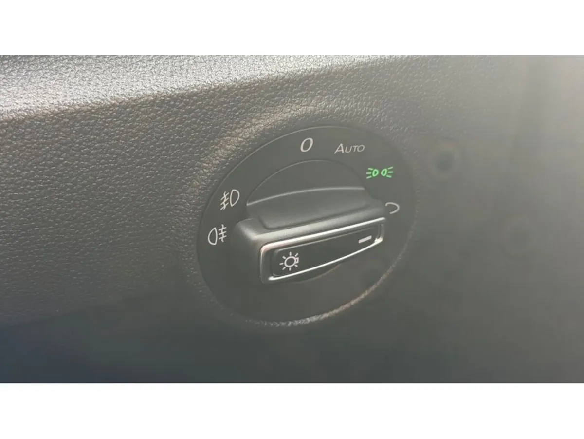 Volkswagen T-Roc TDI R-Line - Image 5