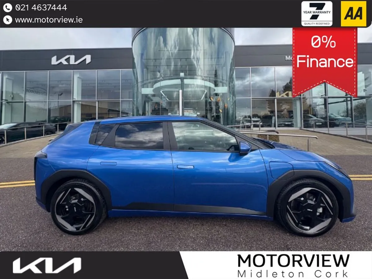 Kia EV4 2026 ev4 k3 hatchback, long-range battery - Image 1