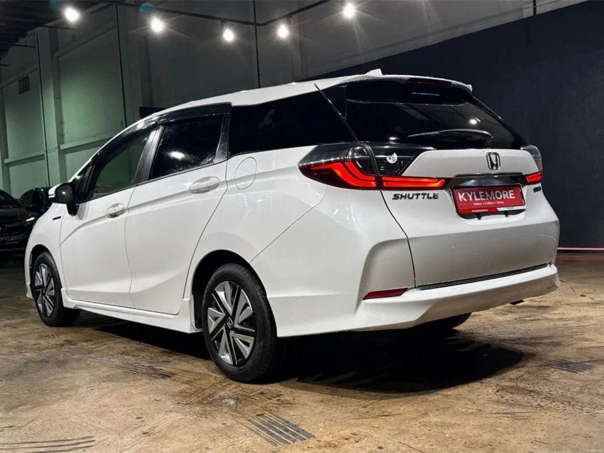 Honda Shuttle 1.5L HYBRID AUTOMATIC - CRUISE CONTR - Image 5