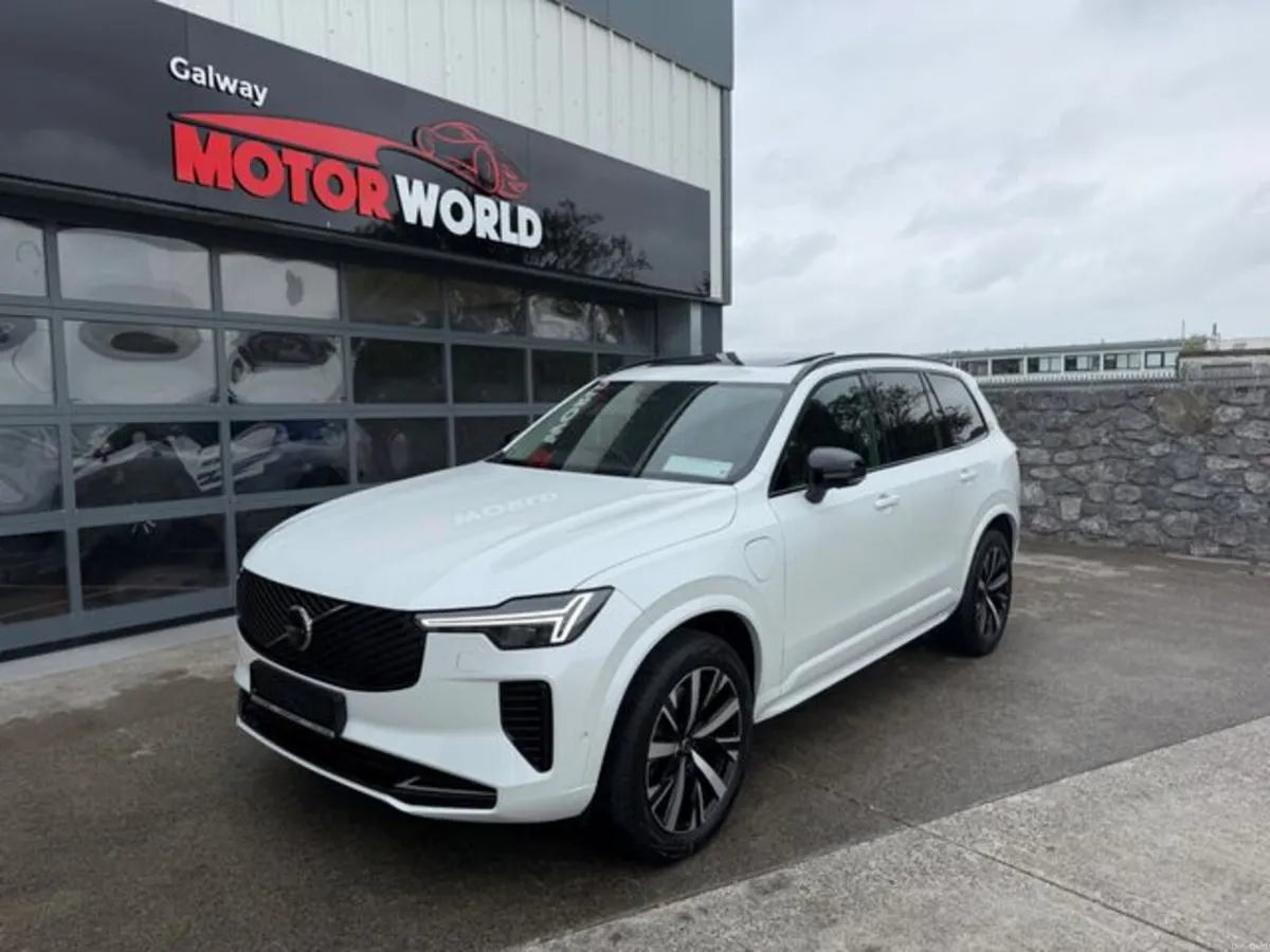 Volvo XC90 T8 PLUS DARK AWD - Image 1