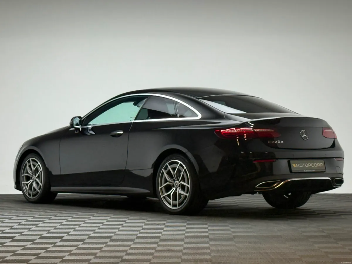 Mercedes-Benz E-Class E220D AMG LINE PREMIUM - Image 5