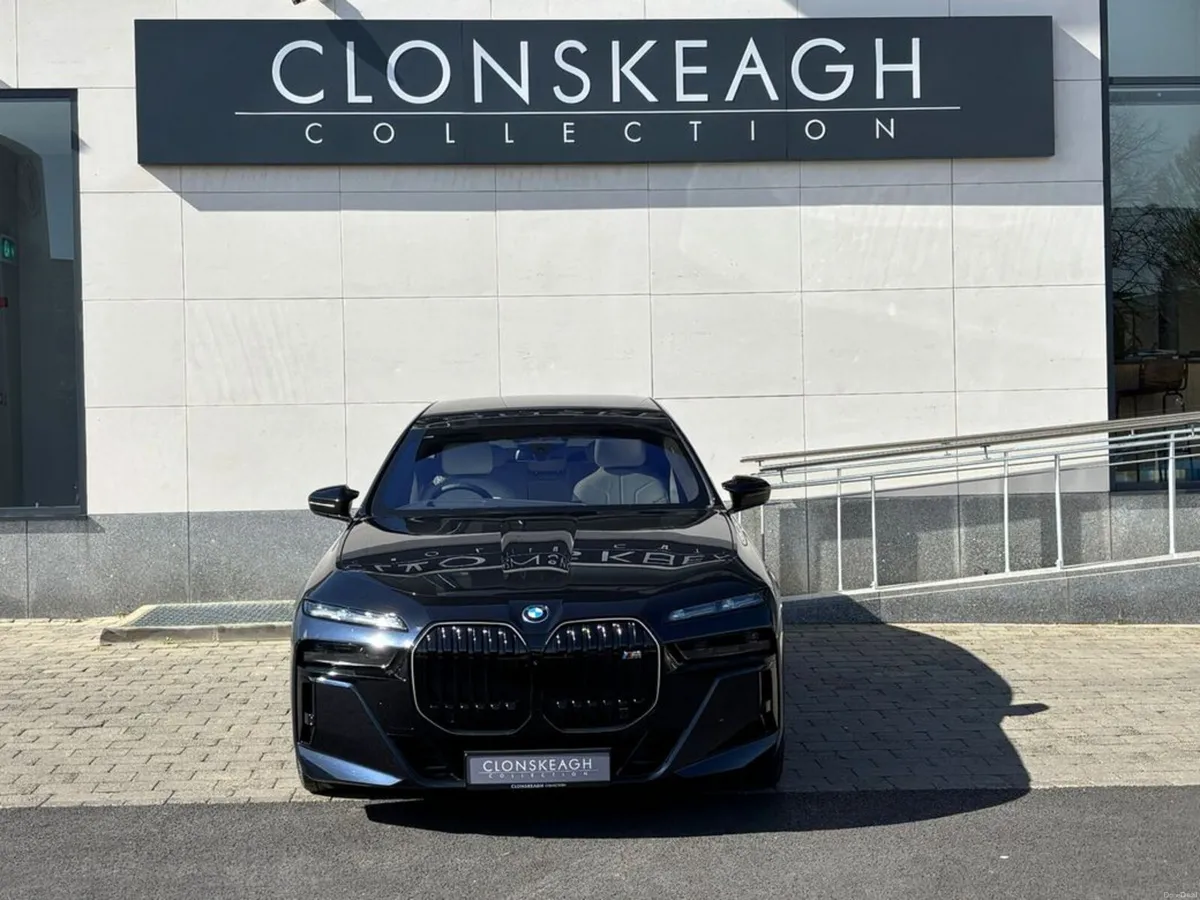 BMW 7-Series M760E XDRIVE, INDIVIDUAL - Image 3