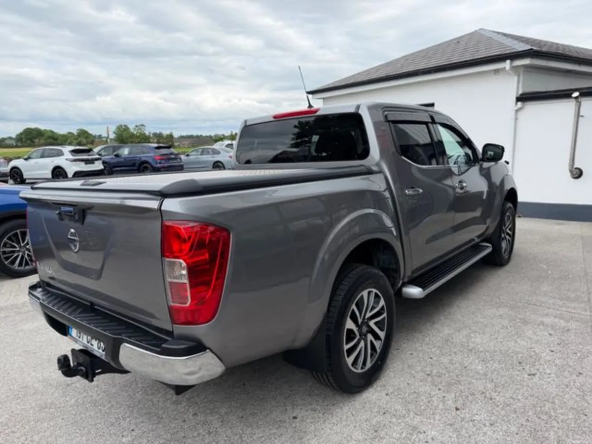 Nissan Navara 2.3 SVE Double CAB 190 NC 4DR - Image 4