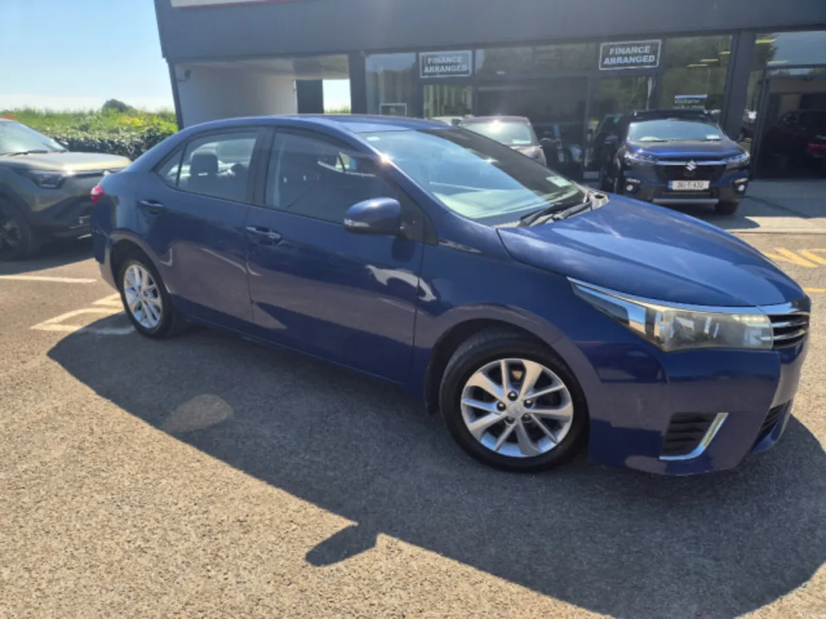 Toyota Corolla 1.4D4D Aura 4DR - Image 1