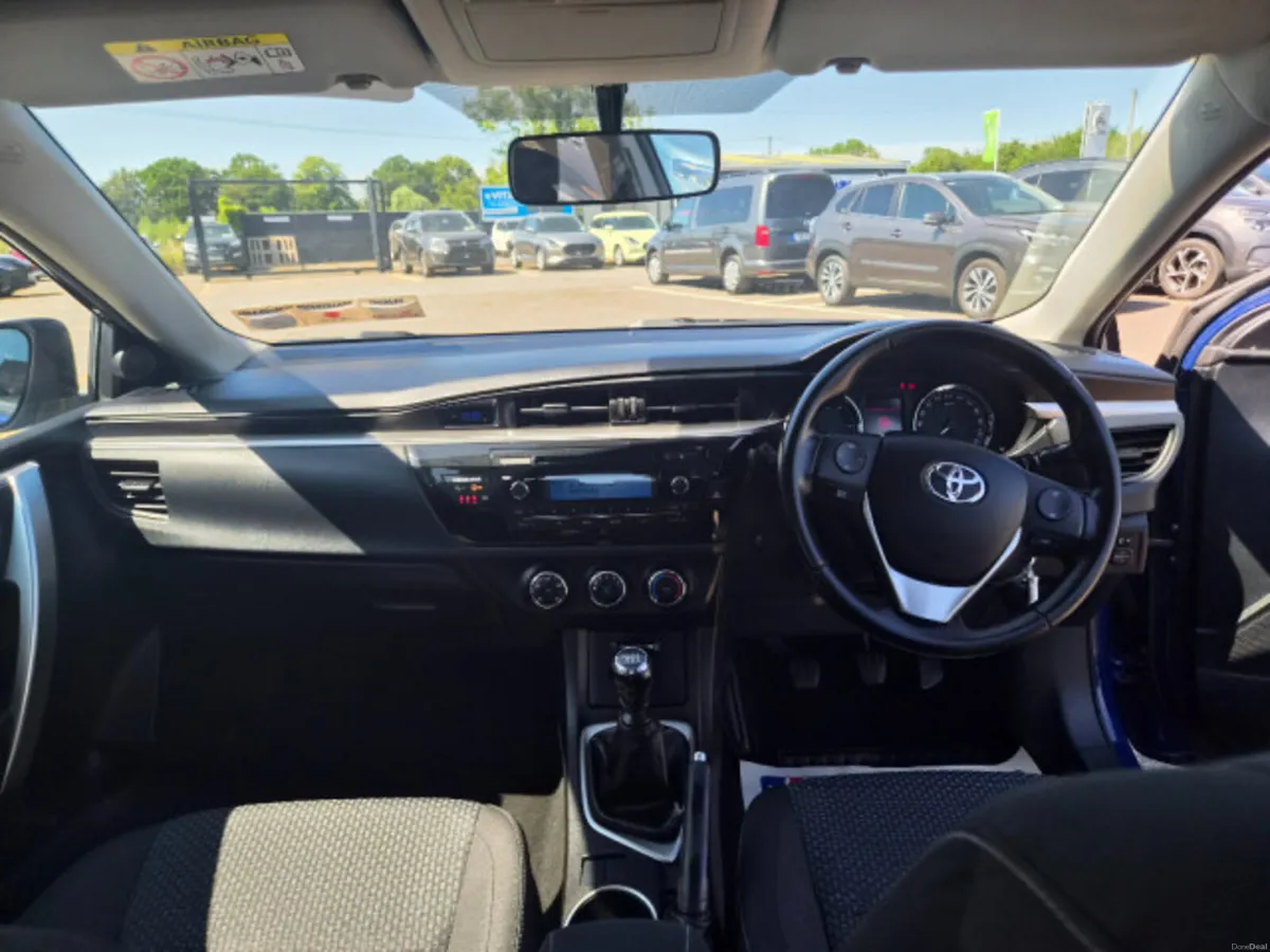 Toyota Corolla 1.4D4D Aura 4DR - Image 4