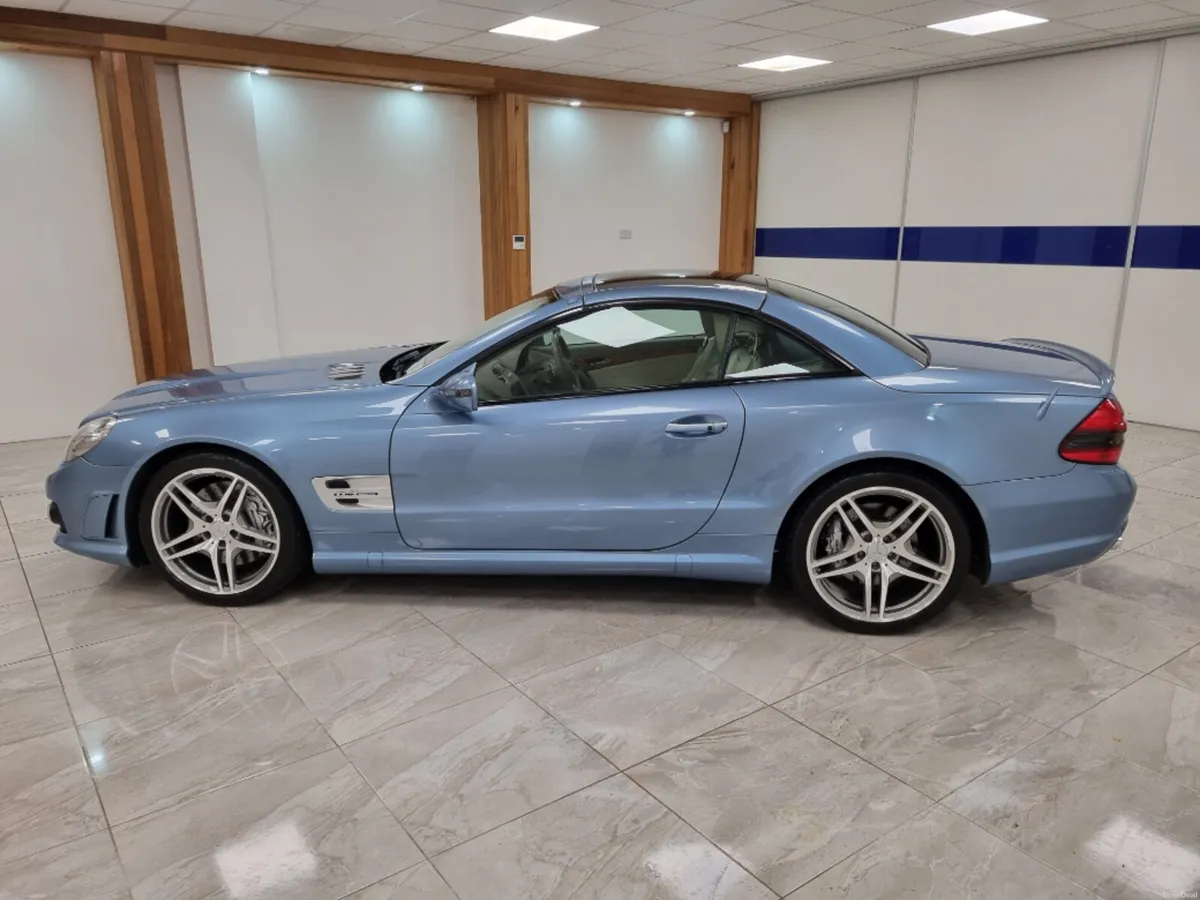 Mercedes-Benz SL-Class AMAZING SUPERCAR - Image 5