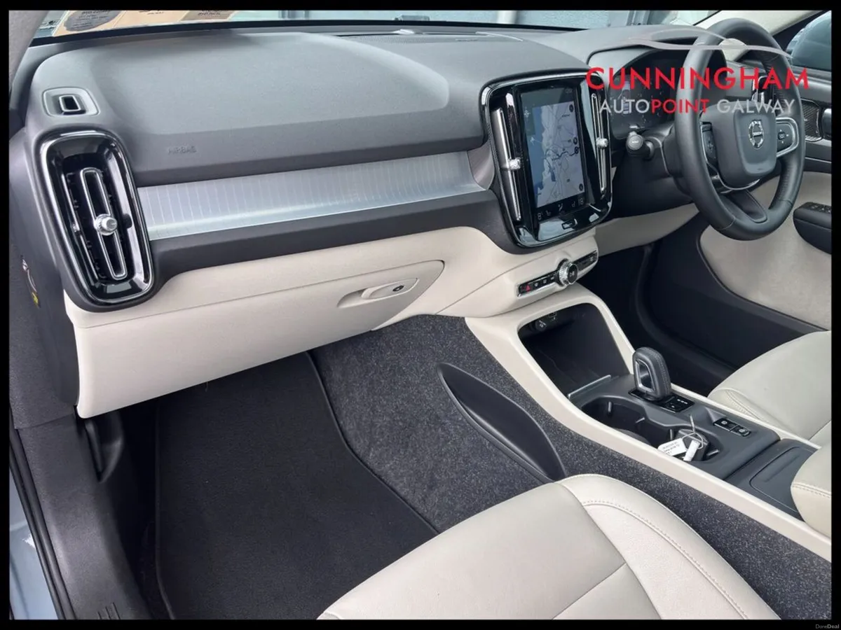 Volvo XC40 T3 Momentum Auto - Image 6