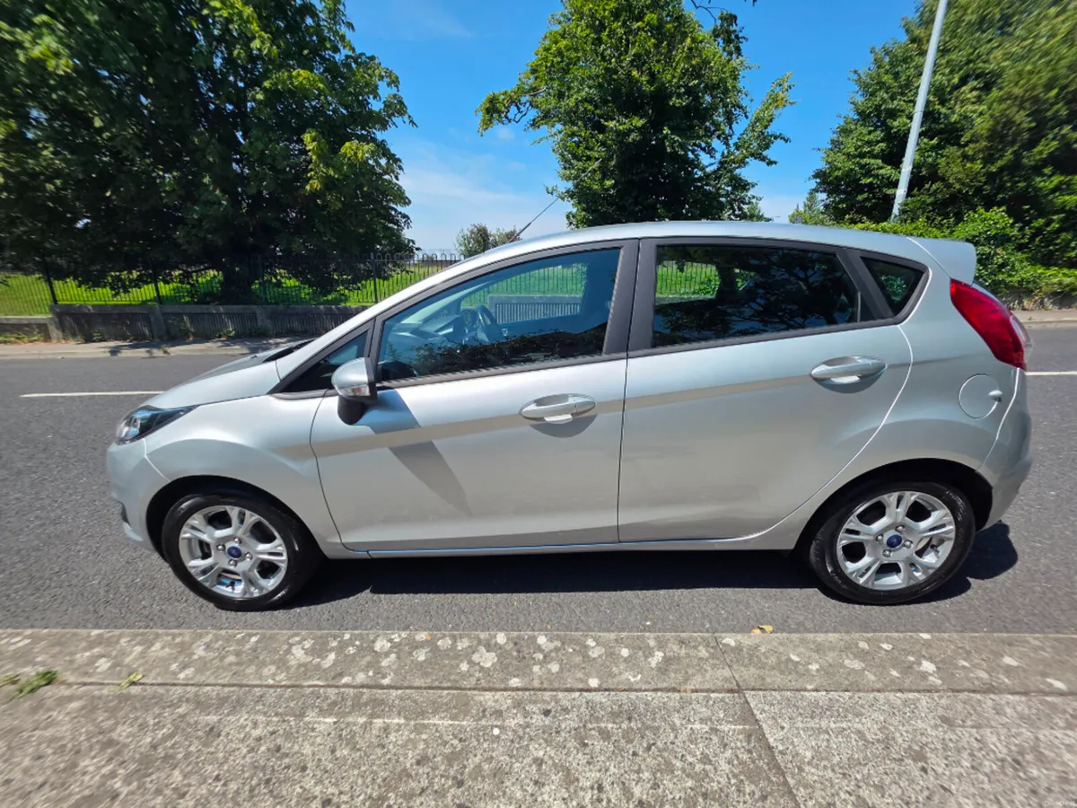 Ford Fiesta MCA Zetec 1.25 60PS M5 4DR - Image 5