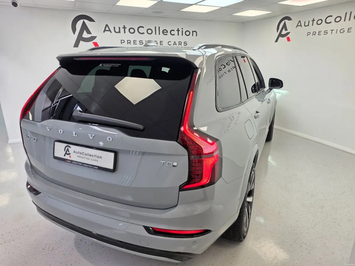 Volvo XC90 **PLUS**DARK EDITION**T8**PHEV** - Image 6