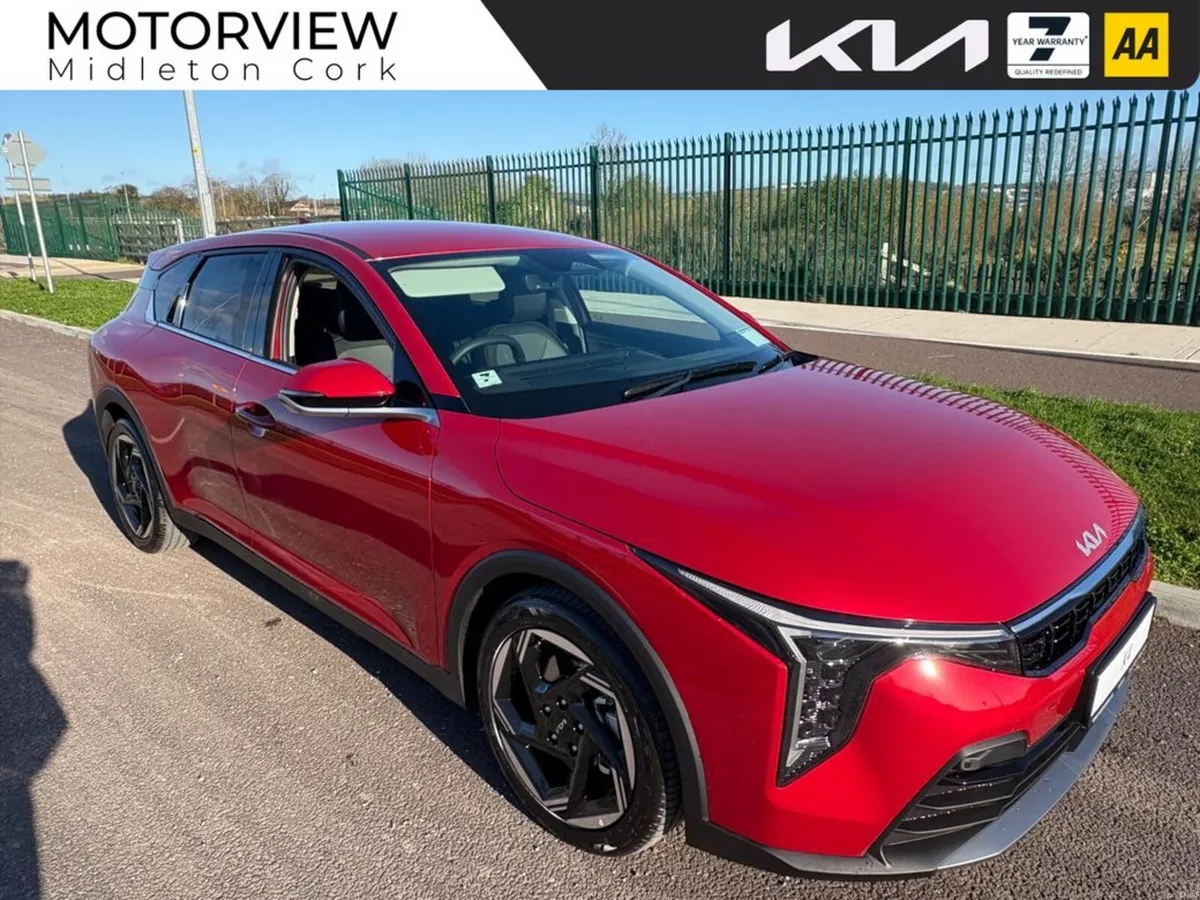 Kia K4 5 door K3 spec, **3.9% finance** **7 YEAR W - Image 3