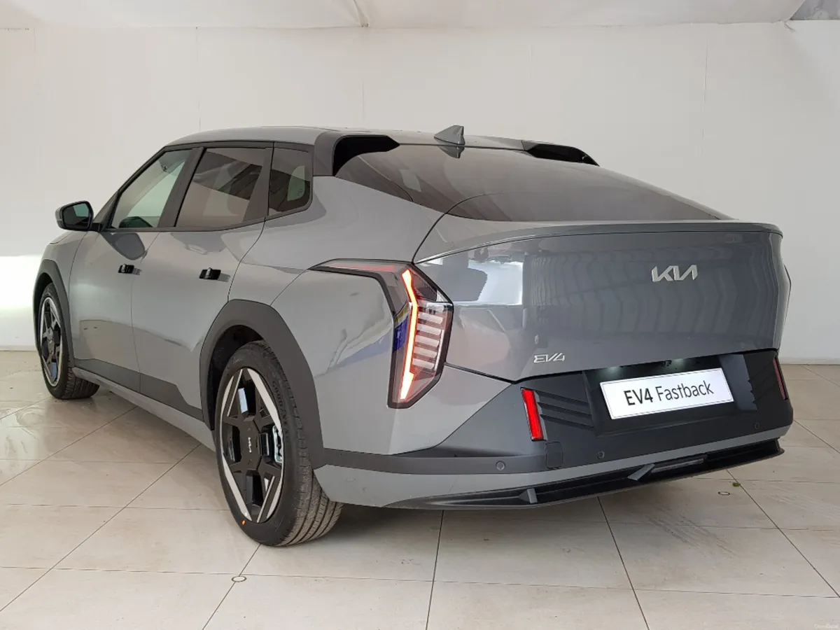 Kia EV4 Kia EV4 Fastback K3 Grey - Image 3