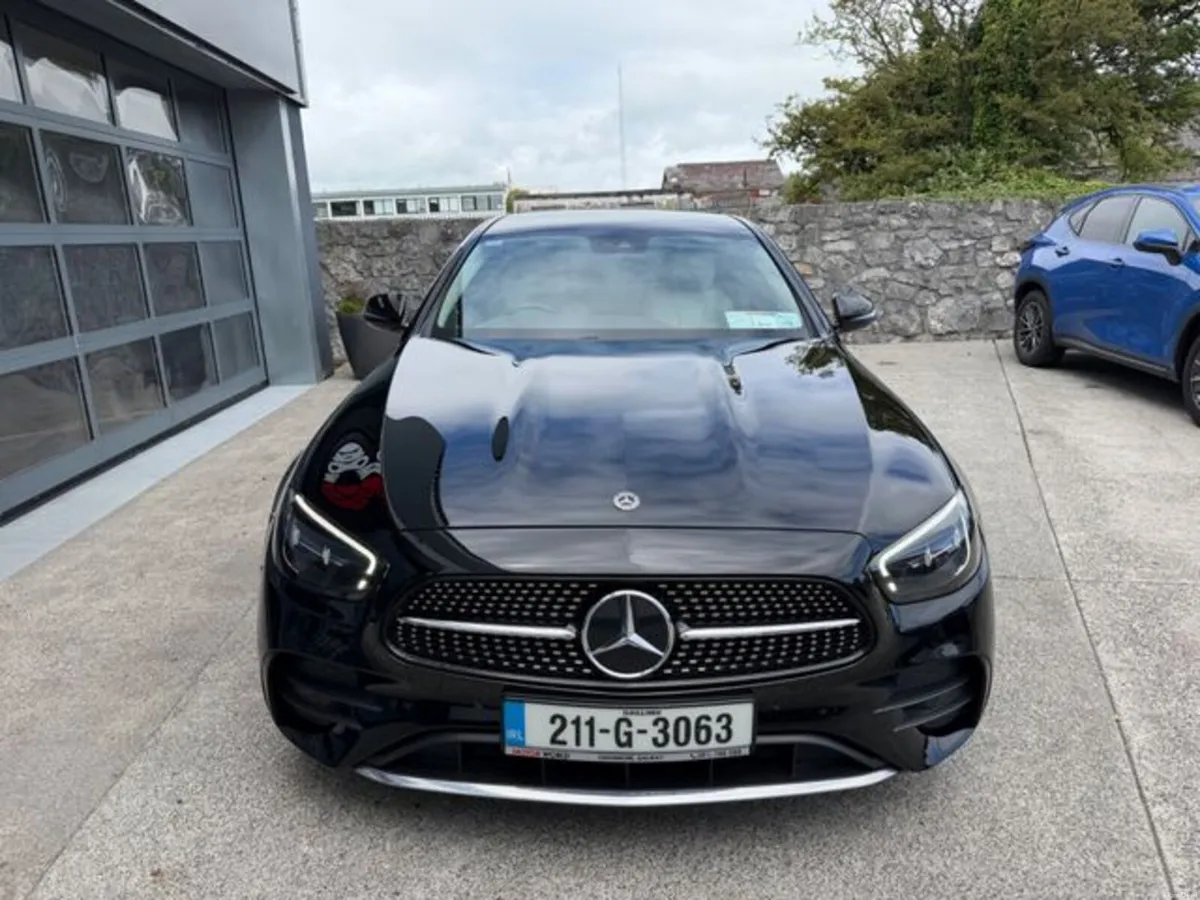 Mercedes-Benz E-Class E 220 D AMG Line - Image 6
