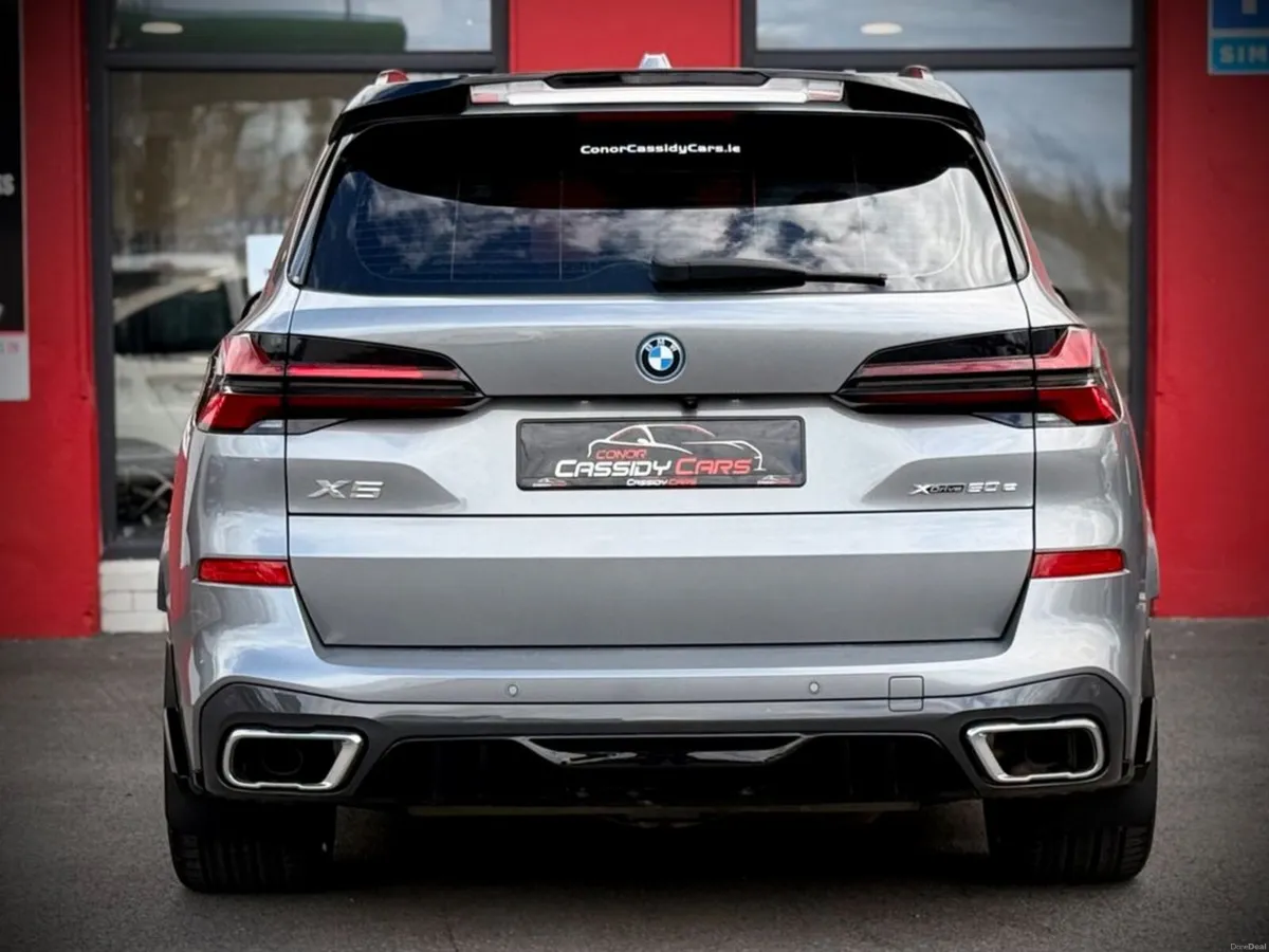 BMW X5 XDRIVE 50E M SPORT // HUGE SPEC // COMPETIT - Image 5