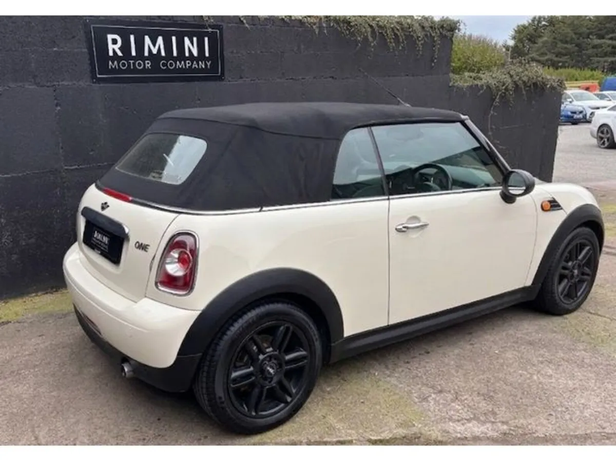 Mini Cooper One 1.6 2DR - Image 2