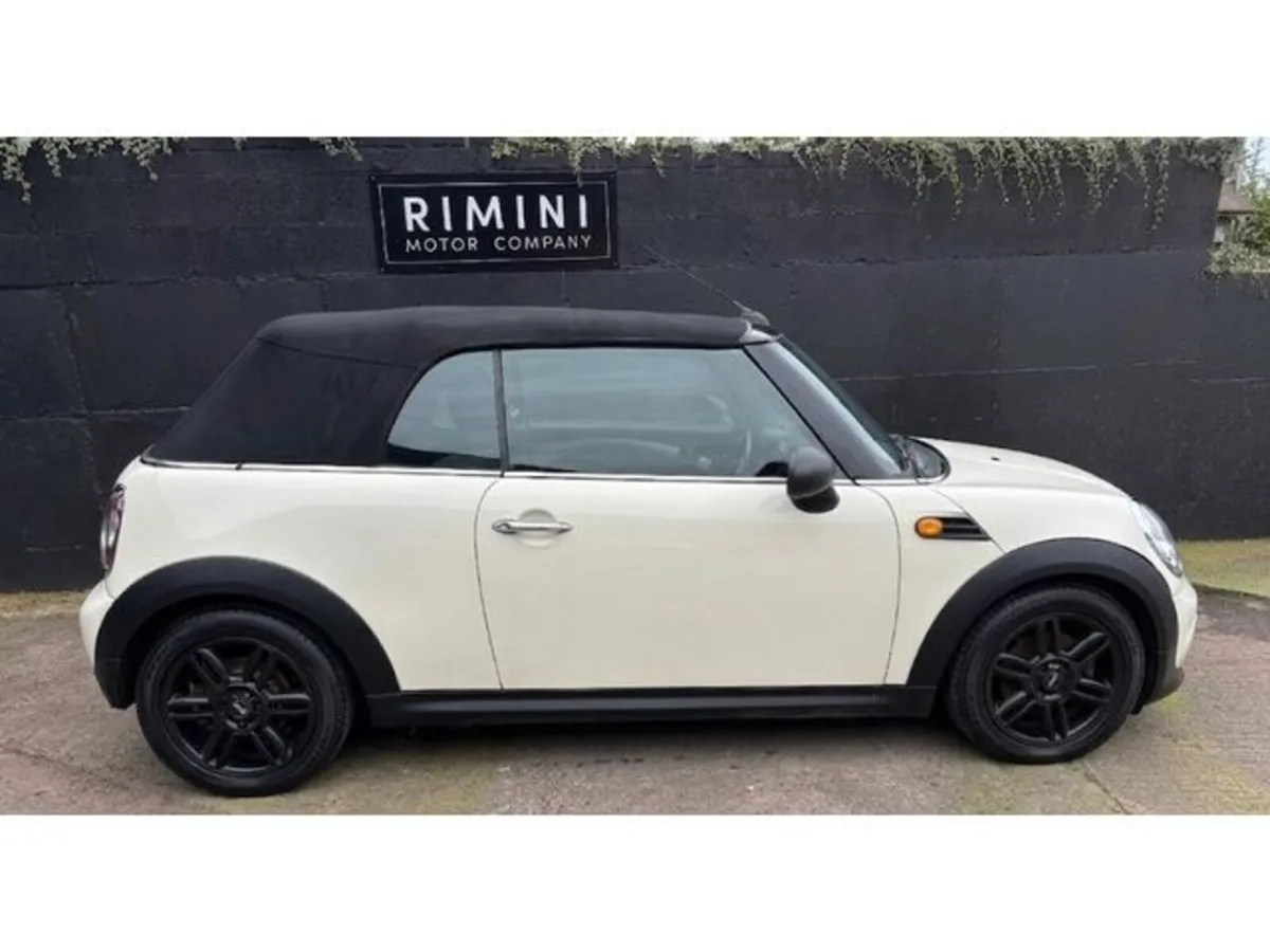 Mini Cooper One 1.6 2DR - Image 1
