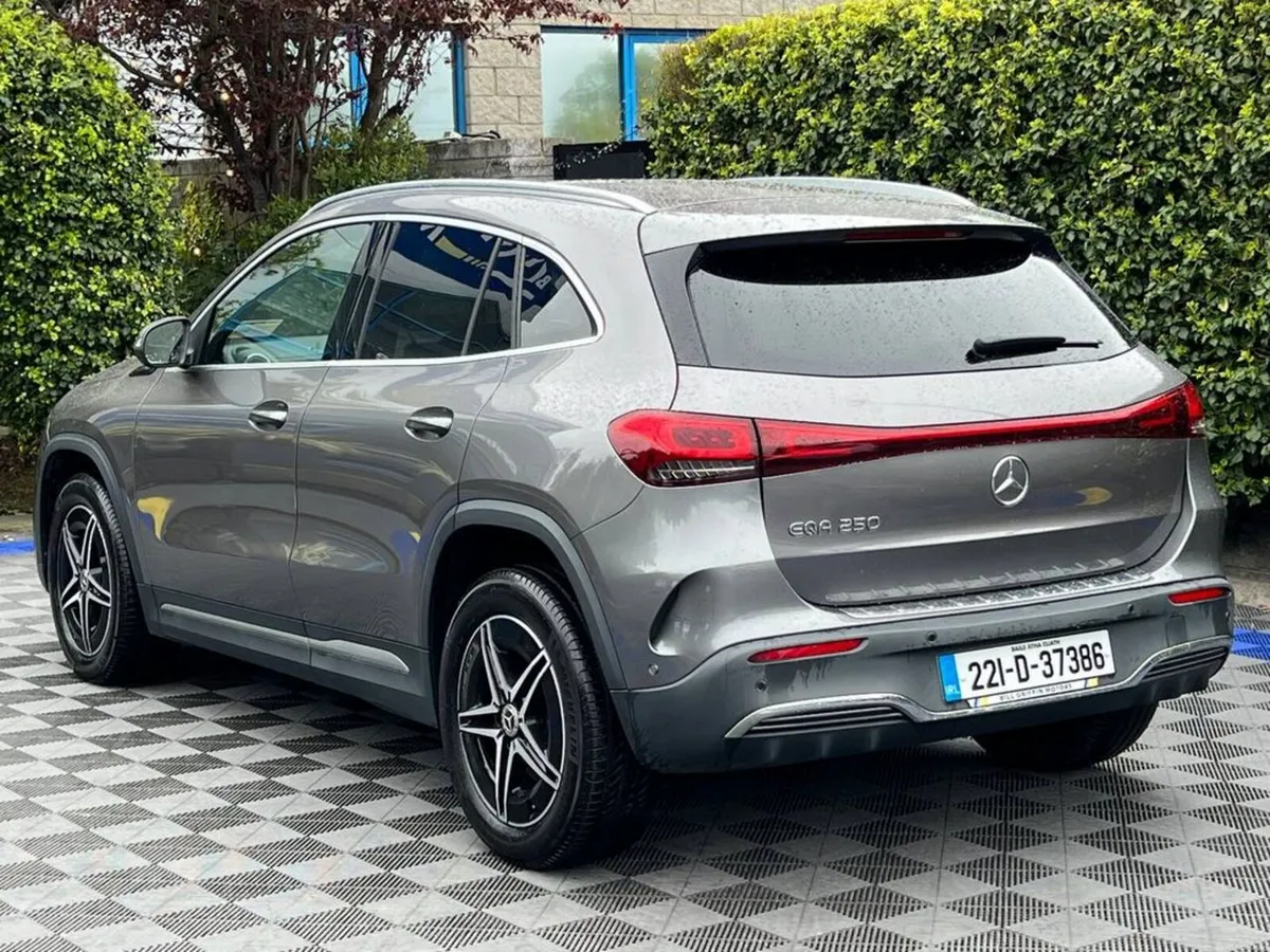 Mercedes-Benz EQA EQA250 AMG-LINE EXECUTIVE // APP - Image 5