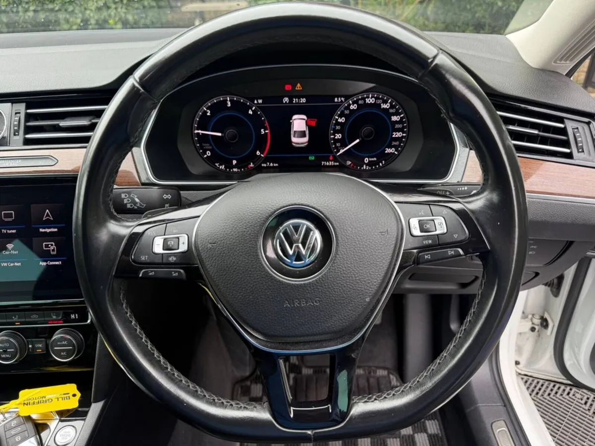 Volkswagen Passat HIGHLINE 2.0 TDI // SERVICE HIST - Image 4