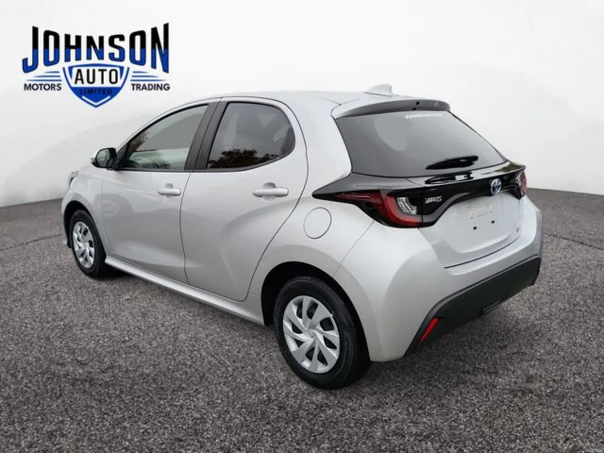 Toyota Yaris 1.5 Petrol Auto - Image 3