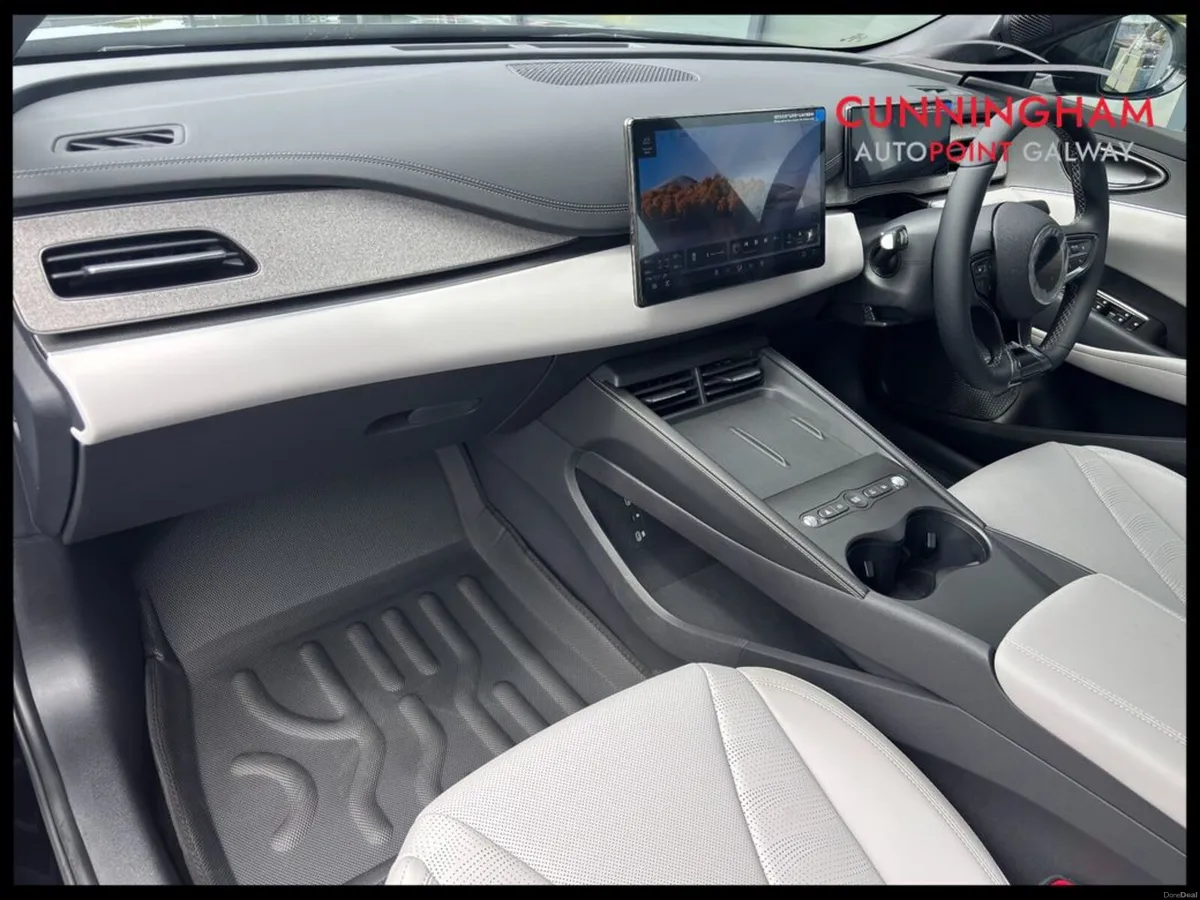 BYD Seal 6 Super Hybrid Boost Touring - Image 6