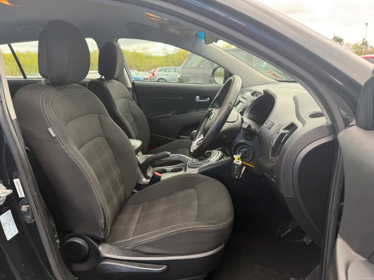 Kia Sportage Diesel Suv 5DR * BLUETOOTH / CRUISE C - Image 5