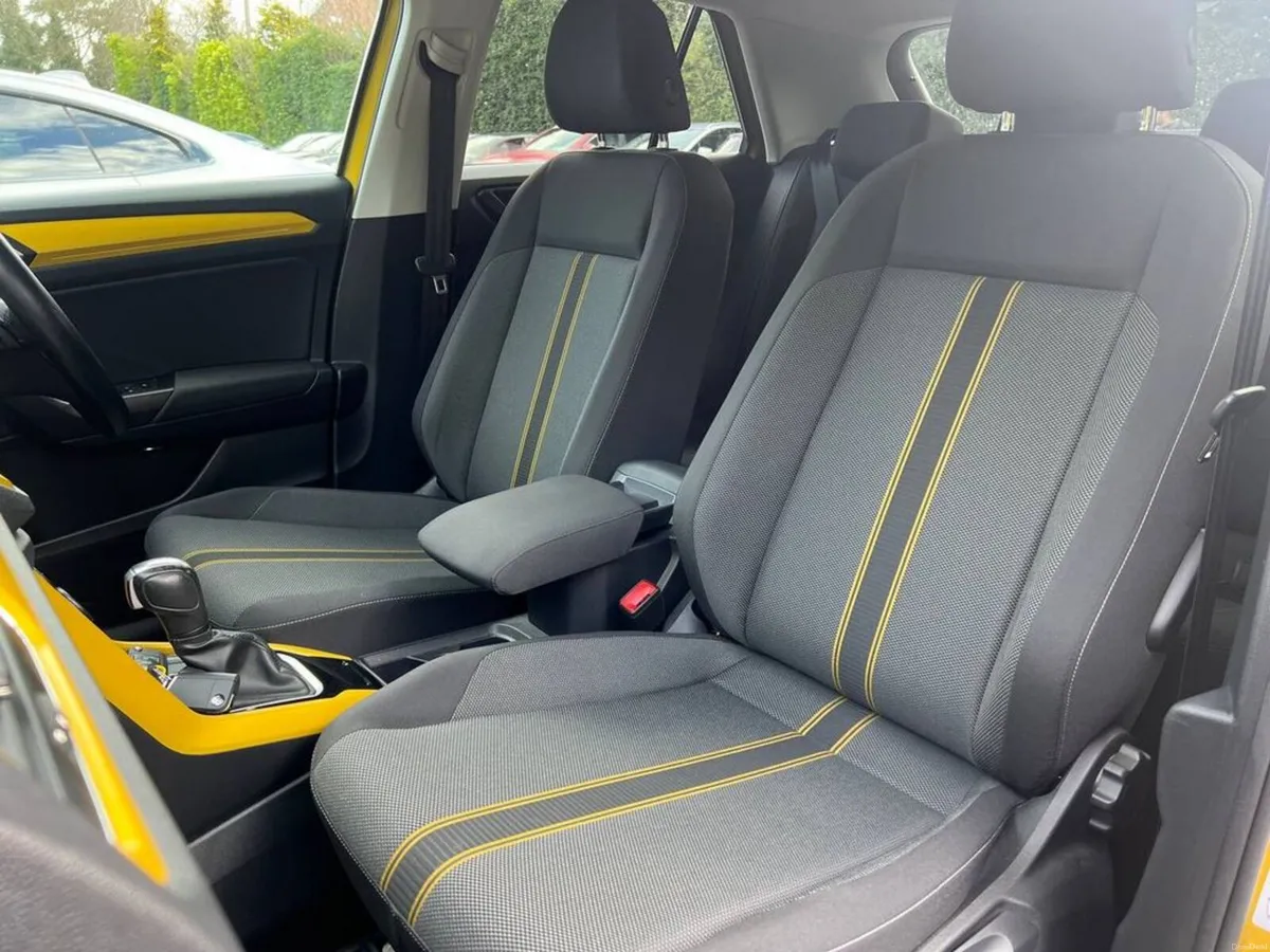 Volkswagen T-Roc DESIGN 2.0 TDI // VERY LOW MILEAG - Image 6