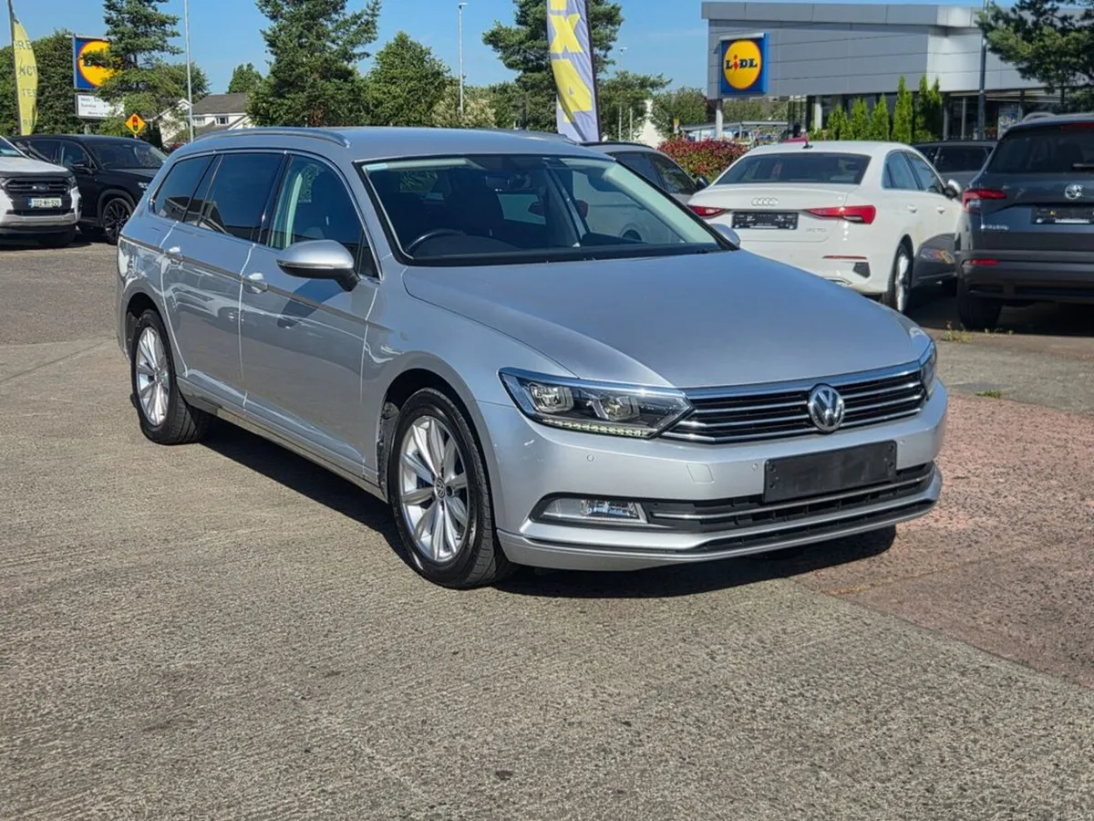 Volkswagen Passat SE BUSINESS TDI BLUEMOTION TECHN - Image 5
