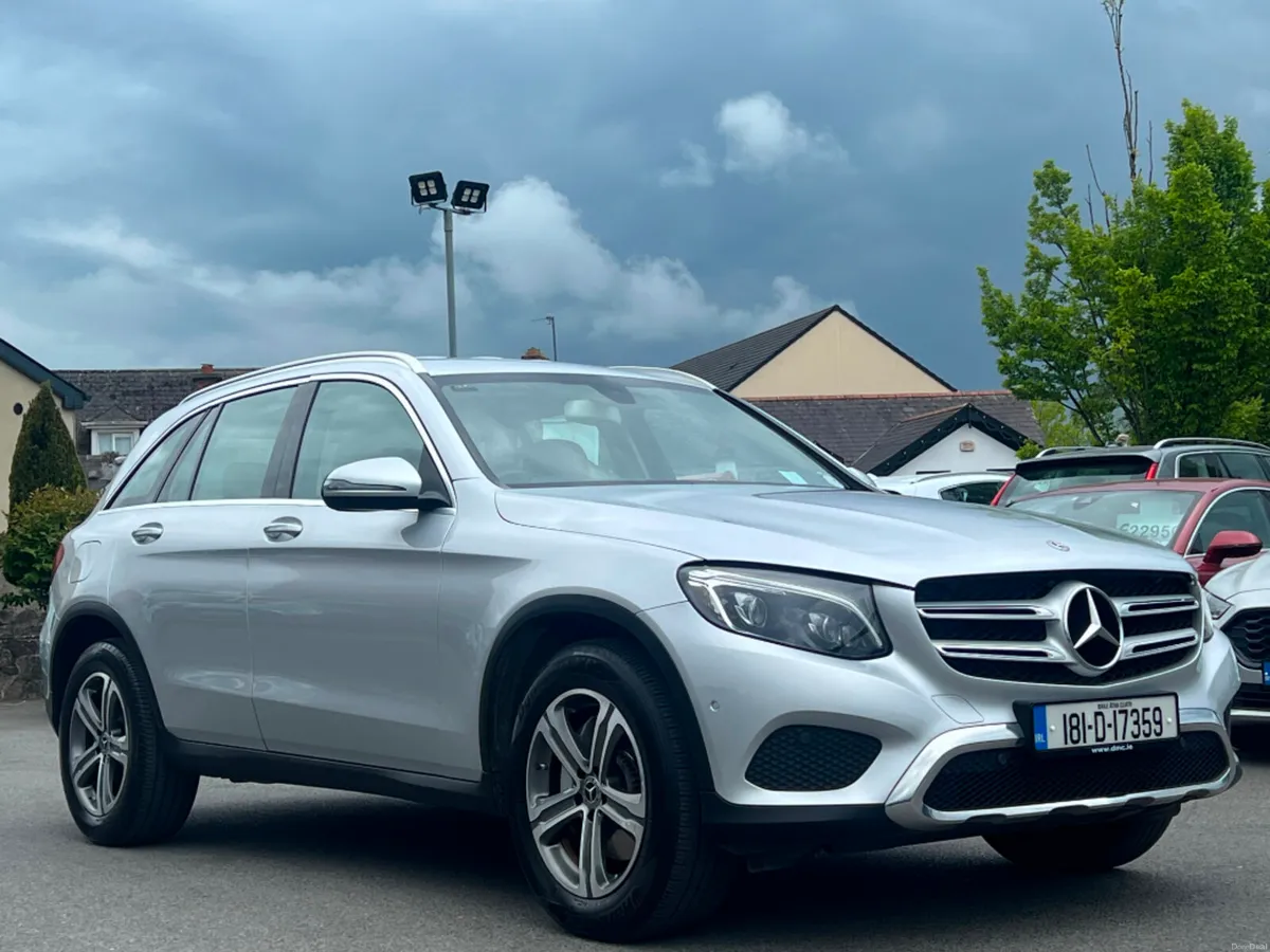 Mercedes-Benz GLC 220D 4MATIC 5DR AUTO *LOW KMS* - Image 3