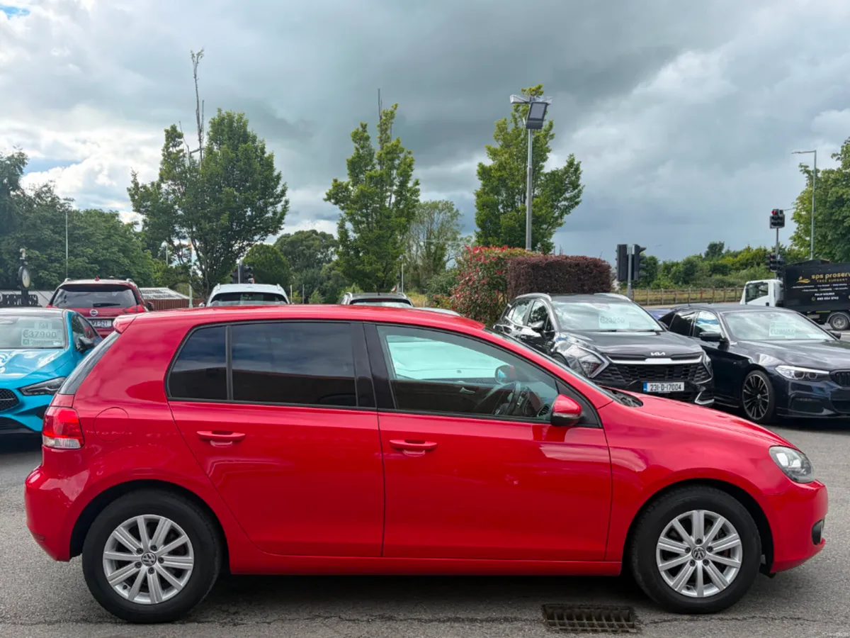 Volkswagen Golf 1.2 TSI 103BHP 5DR Auto - Image 4