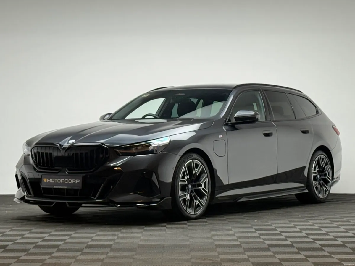 BMW 5-Series 530E M SPORT - Image 3