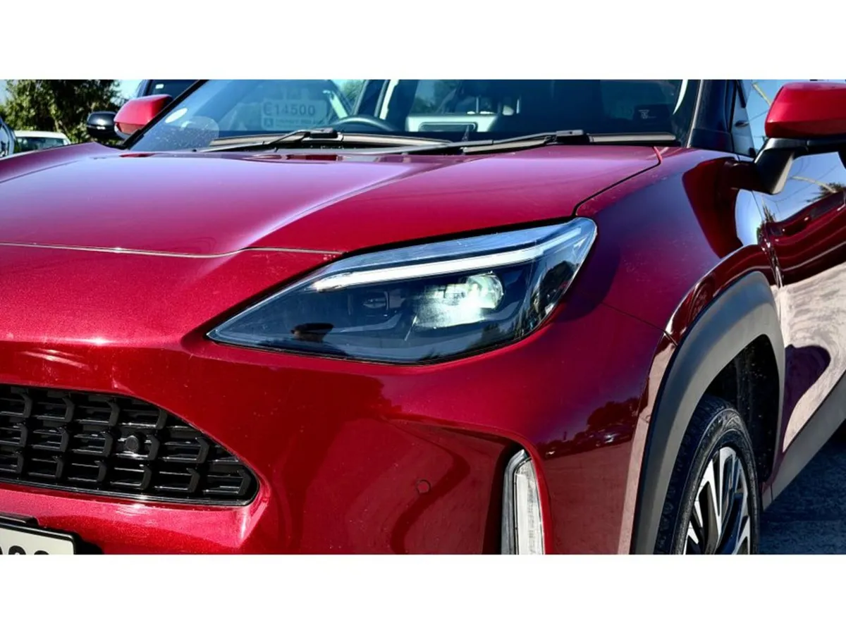 Toyota Yaris Cross Z HYBRID - Image 2