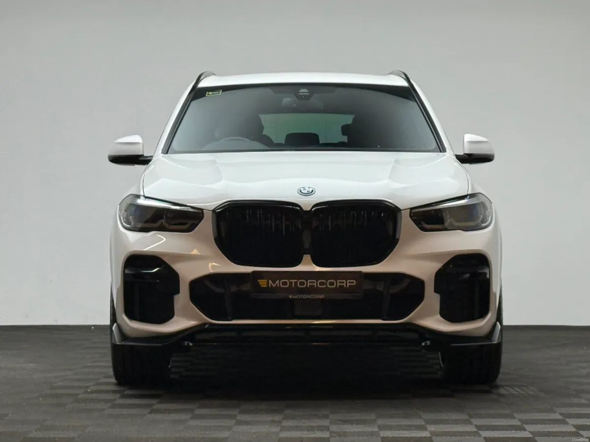 BMW X5 XDRIVE45E M SPORT - Image 2