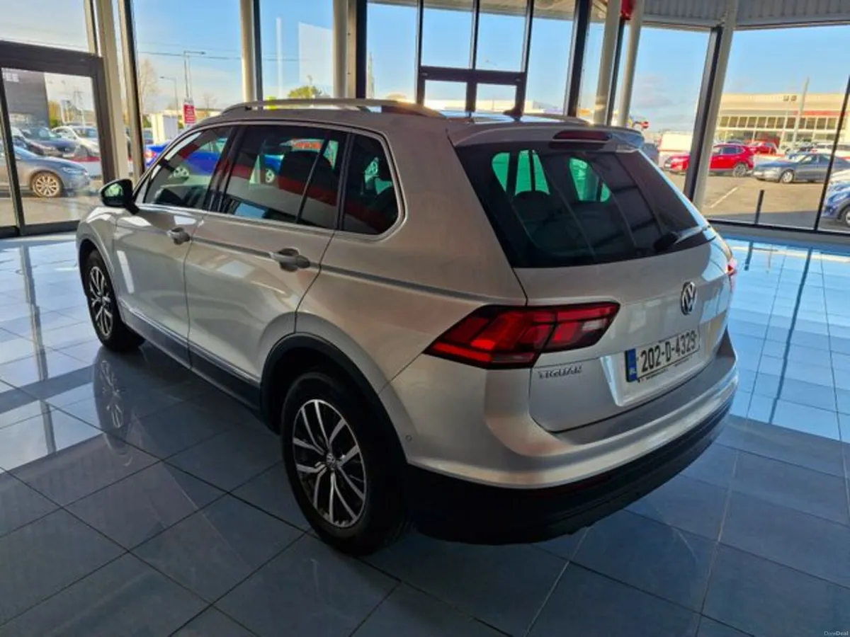 Volkswagen Tiguan COMFORTLINE 1.5 TSI MANUAL 6SPEE - Image 5