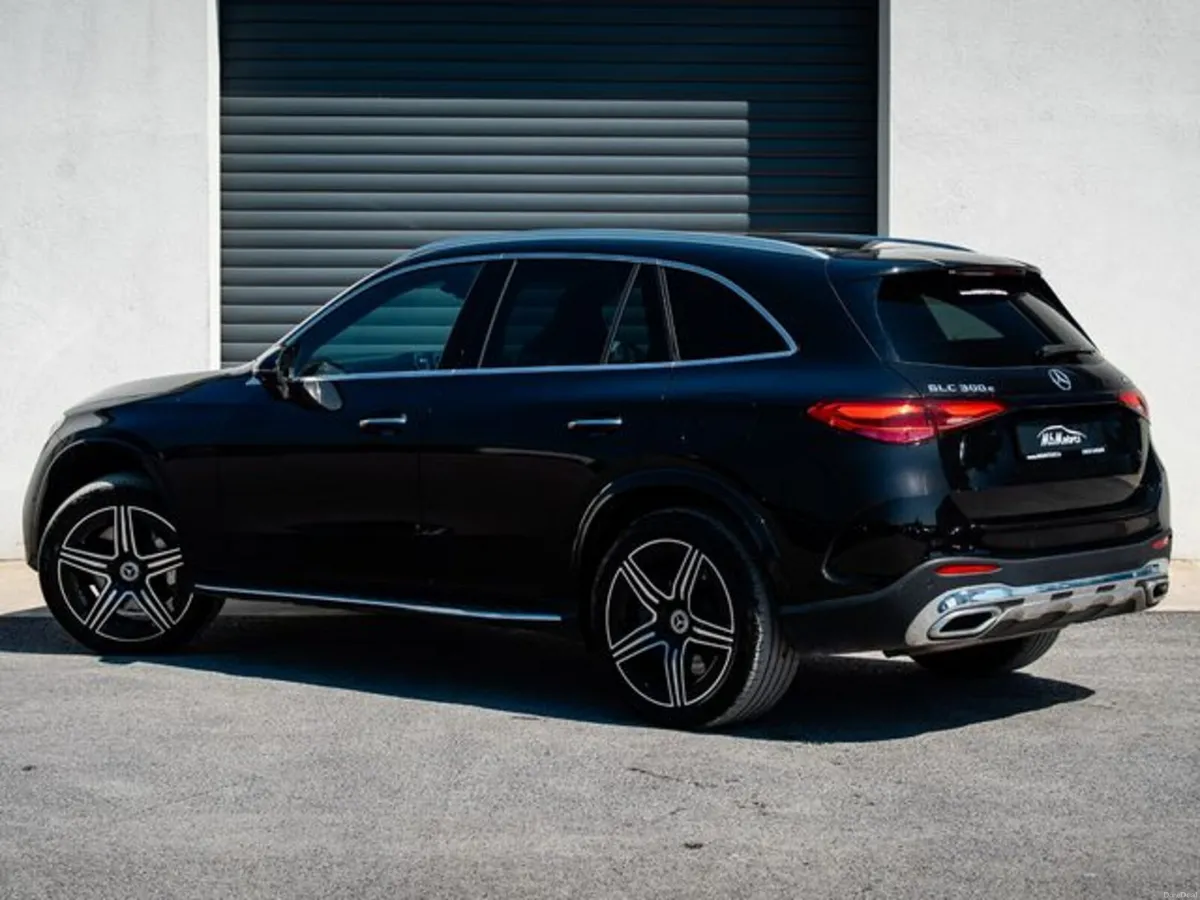 Mercedes-Benz GLC GLC 300 E 4MATIC AMG LINE PREMIU - Image 6