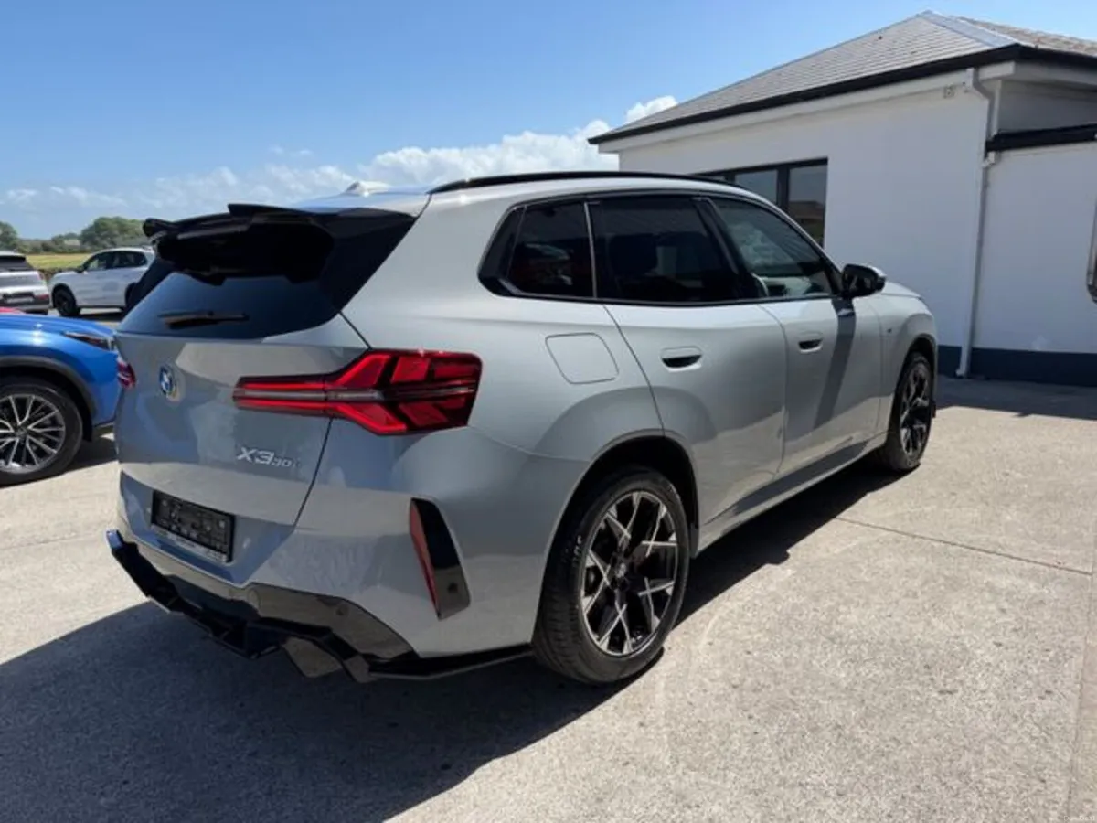 BMW X3 X3 ESTATE XDRIVE 30E M SPORT 5DR AUTO PRO P - Image 4