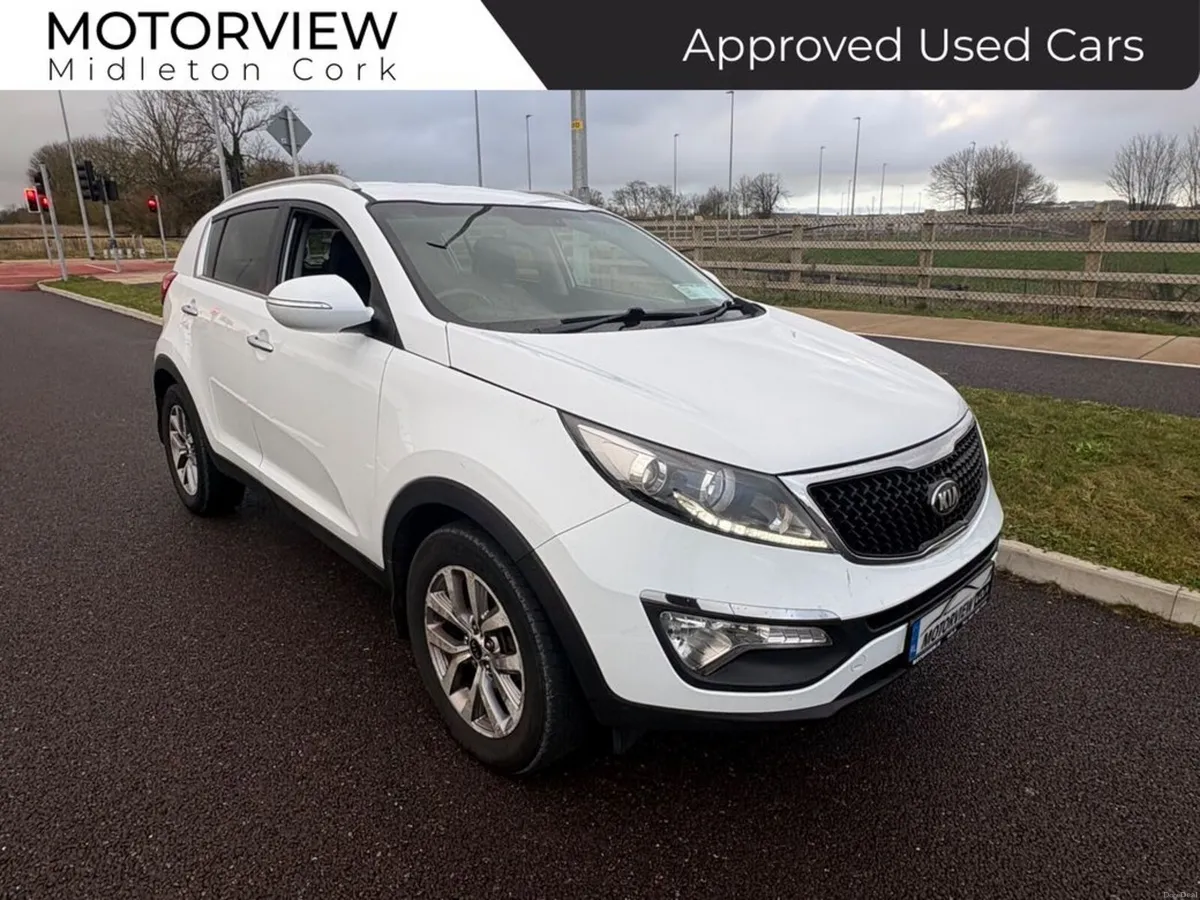 Kia Sportage Platinum spec 1.7D 4DR, Rear Parking - Image 4