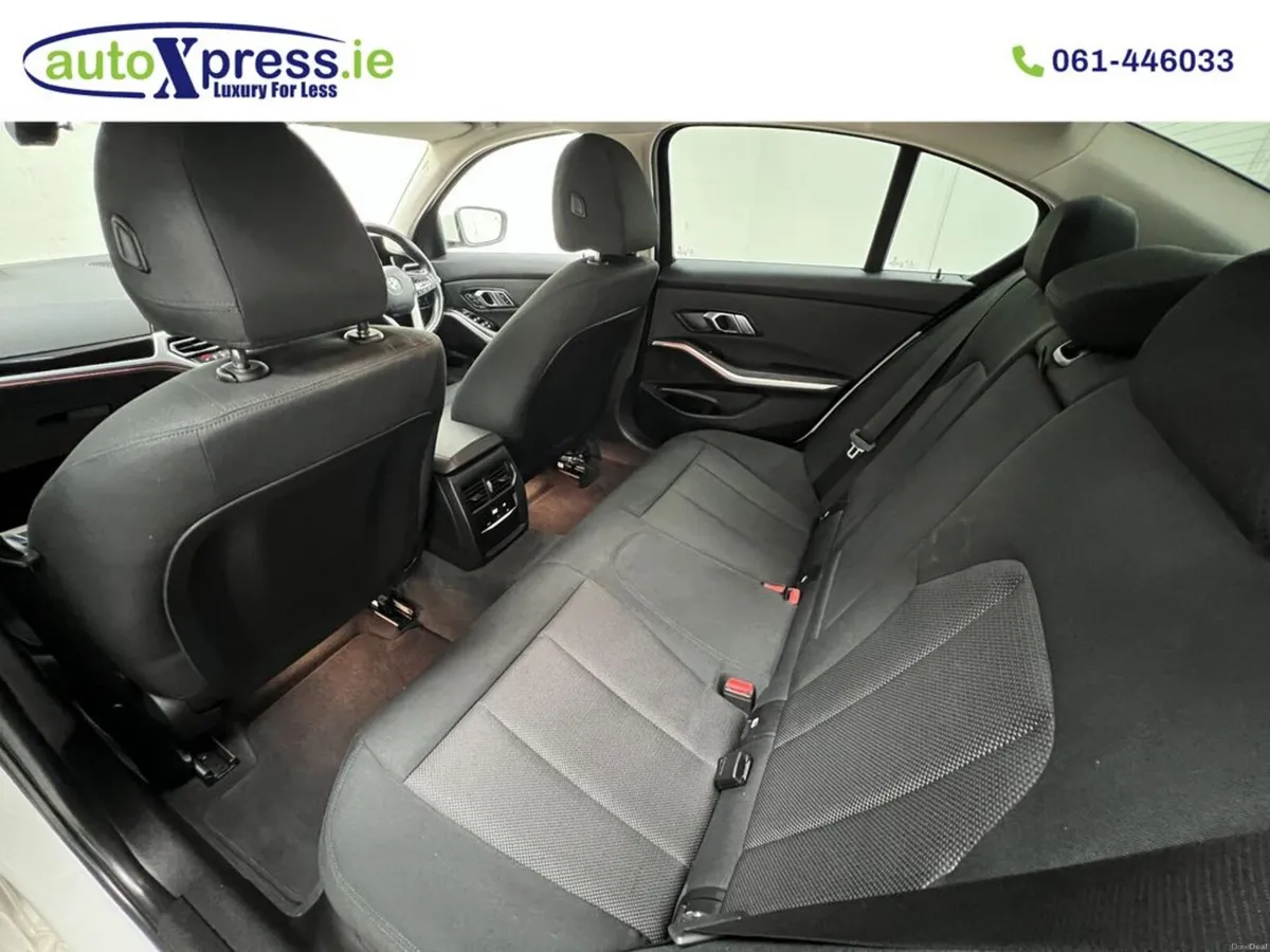 BMW 3-Series 320D xDrive Automatic. - Image 6