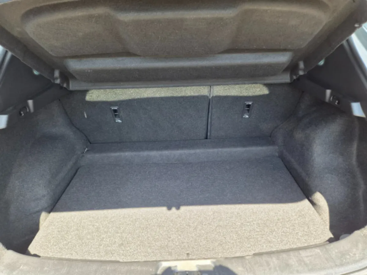 Nissan Qashqai 1.6 DSL 4X4 - Image 4