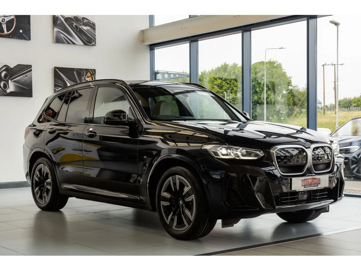 BMW iX3 IX3 M Sport, Oyster Leather & Sunroof - Image 4