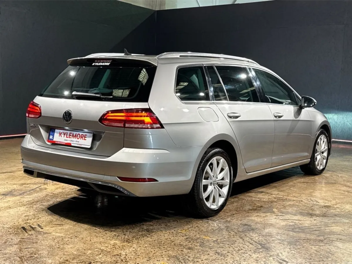 Volkswagen Golf ESTATE 1.2 TSI COMFORT LINE - FACT - Image 3