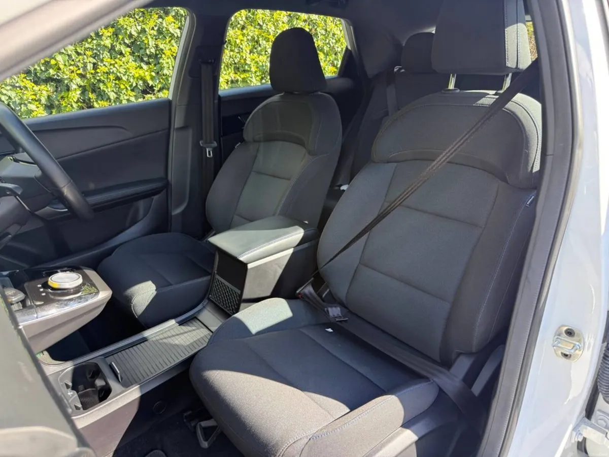 MG 4 MG4 EXCITE 51KWH // APPLE CARPLAY/ANDROID AUT - Image 6
