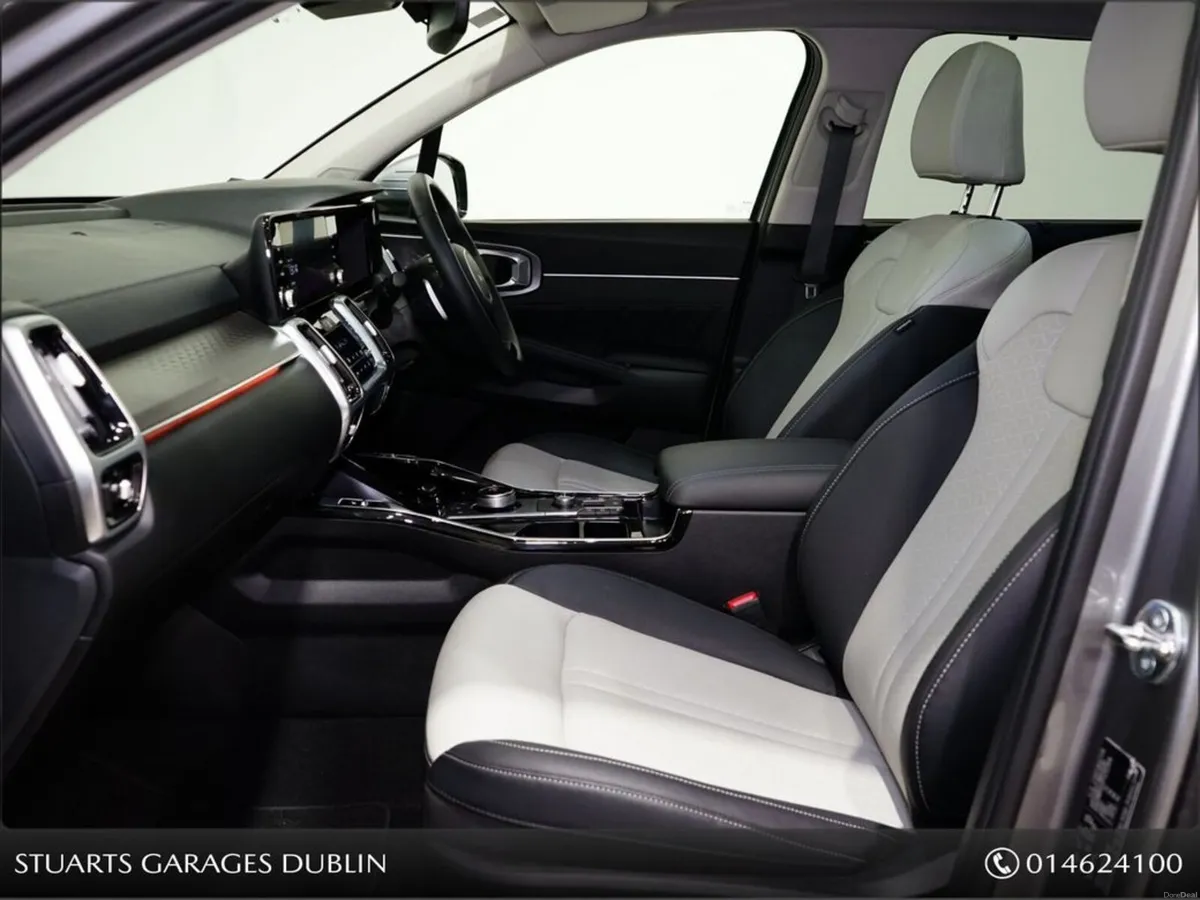 Kia Sorento DIESEL 7 SEAT AUTOMATIC - Image 3