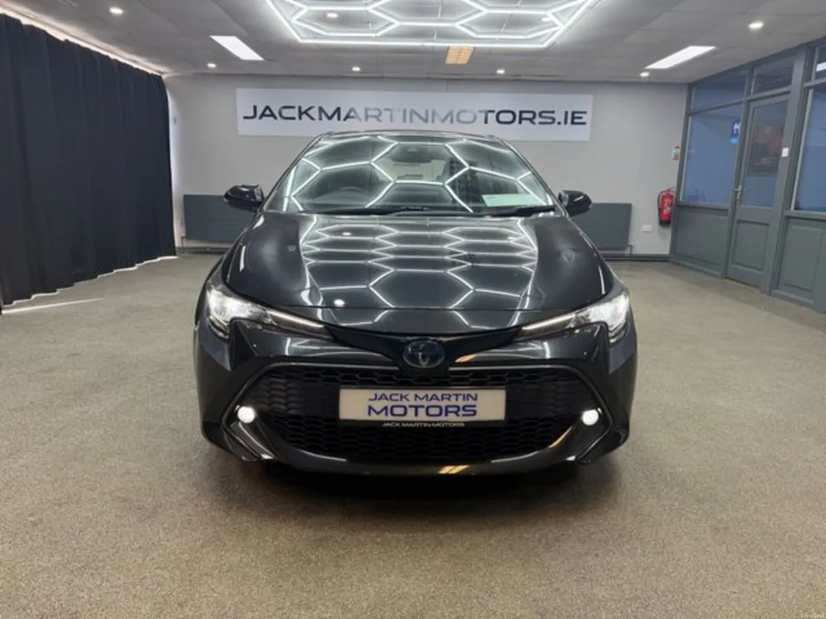 Toyota Corolla Hybrid Luna H/B 4DR Auto - Image 2