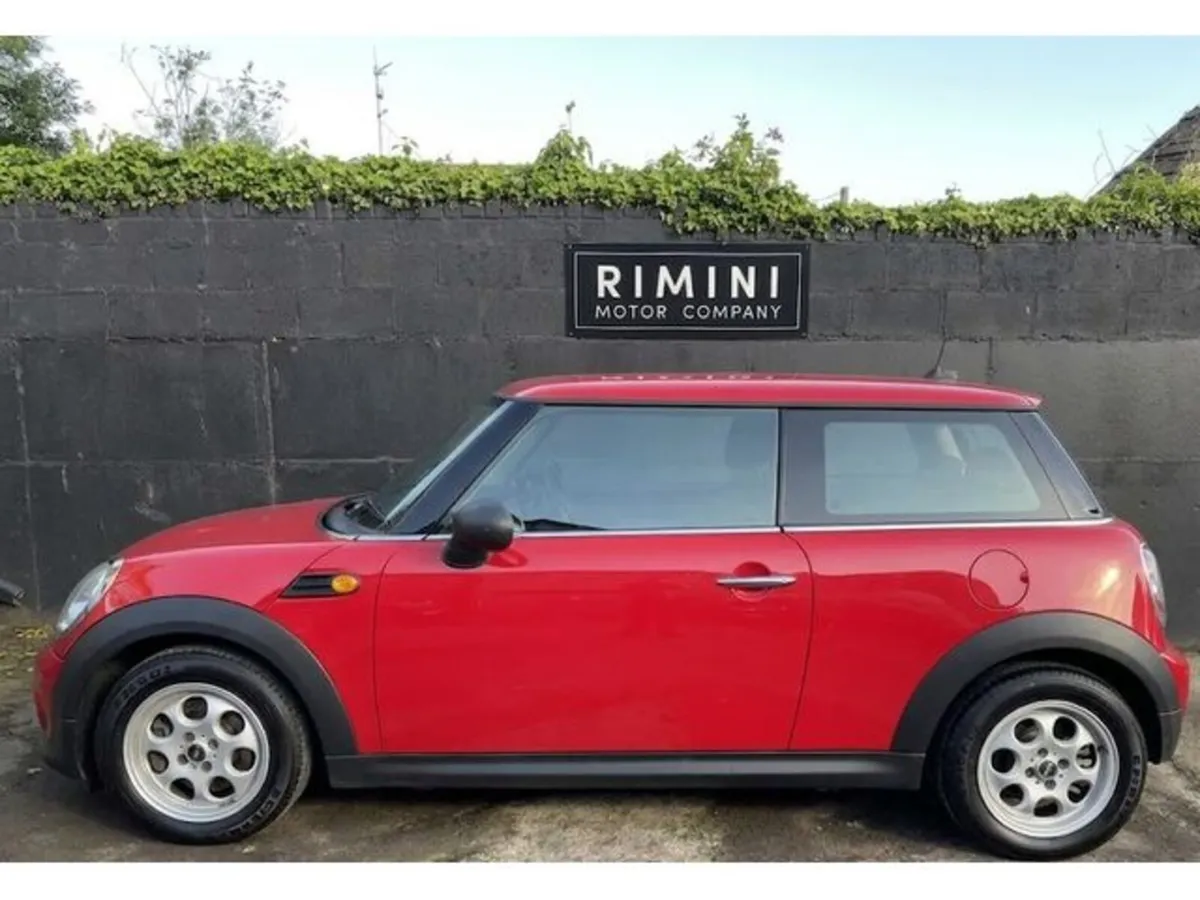 Mini Cooper One 1.6 3DR - Image 1