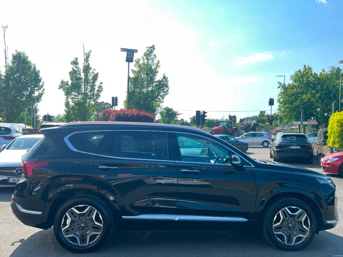 Hyundai Santa Fe PREMIUM PHEV AUTO 7 SEATS *HIGH S - Image 4
